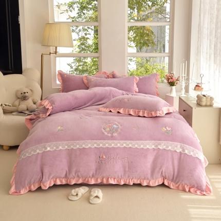 91家纺网 家纺一手货源 找家纺 （总）卡初 2023新款牛奶绒花影系列绣花四件套