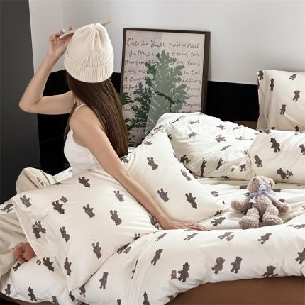 91家纺网 家纺一手货源 找家纺 源启生活2023新款亲肤舒适秋冬全棉针织棉四件套 围巾熊