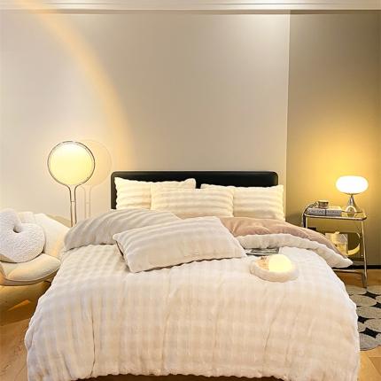 澳梵 2023新款【极简浪漫】渲染系列-托斯卡纳皮草四件套 舒芙蕾-白卡其