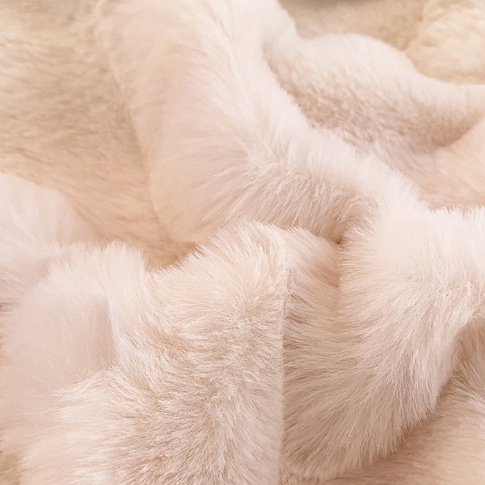 91家纺网 家纺一手货源 找家纺 澳梵 2023新款【极简浪漫】渲染系列-托斯卡纳皮草四件套 渲染-粉