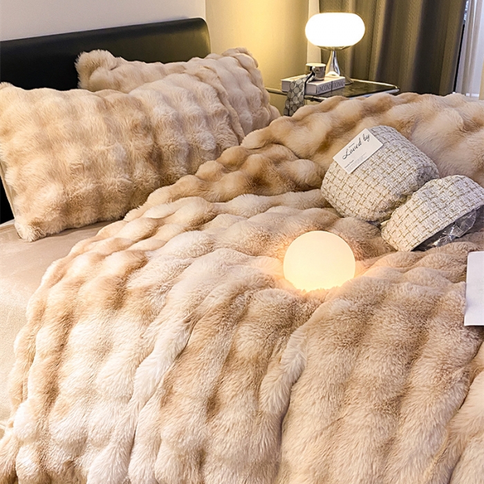 91家纺网 家纺一手货源 找家纺 澳梵 2023新款【极简浪漫】渲染系列-托斯卡纳皮草四件套 渲染-卡其