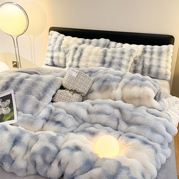 91家纺网 家纺一手货源 找家纺 澳梵 2023新款【极简浪漫】渲染系列-托斯卡纳皮草四件套 渲染-蓝