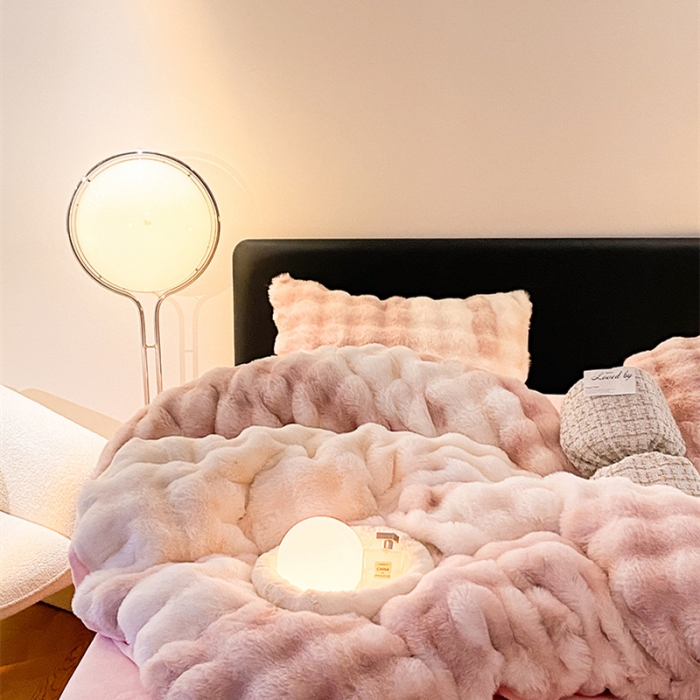 91家纺网 家纺一手货源 找家纺 （总）澳梵 2023新款【极简浪漫】渲染系列-托斯卡纳皮草四件套