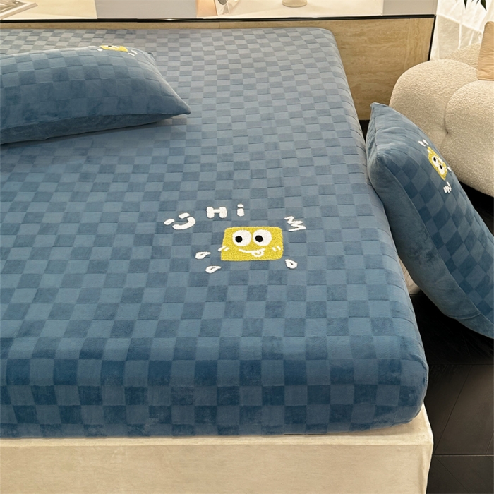 91家纺网 家纺一手货源 找家纺 洋铭区（原狠狠爱）2023新款华夫格单品绒床笠 清格 蓝