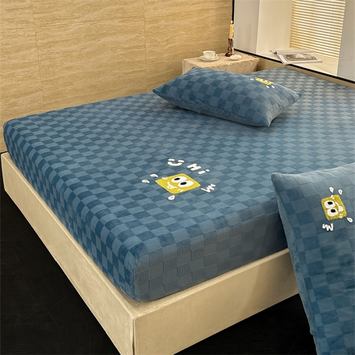 91家纺网 家纺一手货源 找家纺 洋铭区（原狠狠爱）2023新款华夫格单品绒床笠 清格 蓝