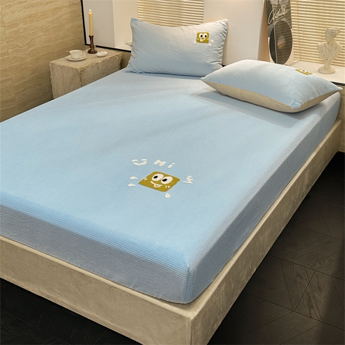 91家纺网 家纺一手货源 找家纺 洋铭区（原狠狠爱）2023新款华夫格单品绒床笠 华夫格 浅蓝