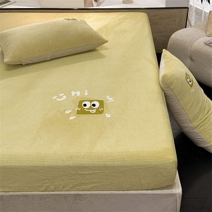 91家纺网 家纺一手货源 找家纺 洋铭区（原狠狠爱）2023新款华夫格单品绒床笠 华夫格 暖阳绿