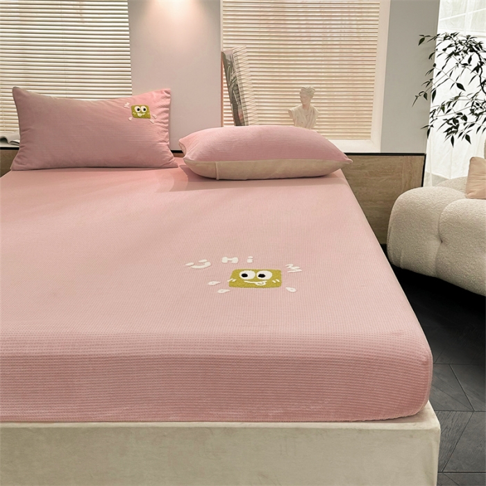 91家纺网 家纺一手货源 找家纺 洋铭区（原狠狠爱）2023新款华夫格单品绒床笠 华夫格 暖粉