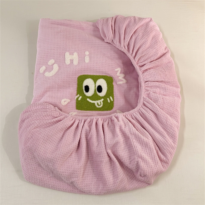 91家纺网 家纺一手货源 找家纺 洋铭区（原狠狠爱）2023新款华夫格单品绒床笠 华夫格 浅紫