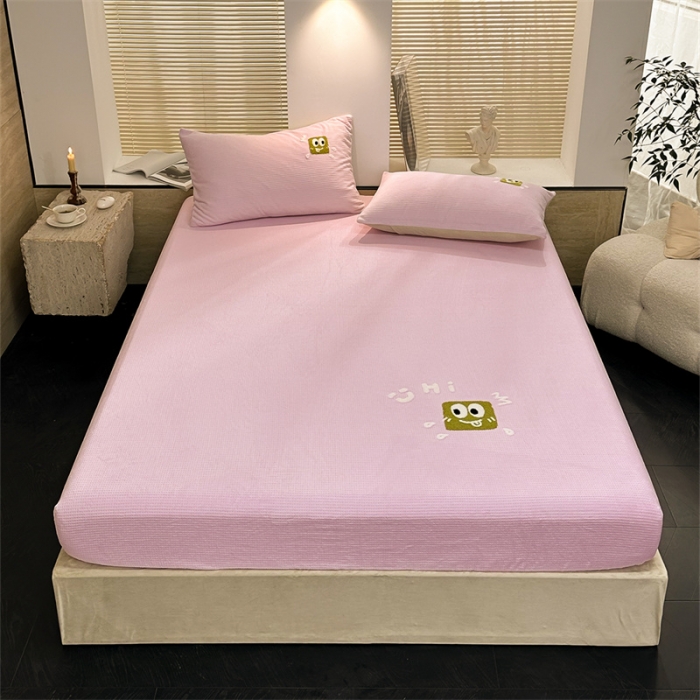 91家纺网 家纺一手货源 找家纺 洋铭区（原狠狠爱）2023新款华夫格单品绒床笠 华夫格 浅紫