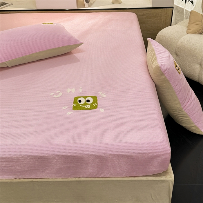 91家纺网 家纺一手货源 找家纺 洋铭区（原狠狠爱）2023新款华夫格单品绒床笠 华夫格 浅紫