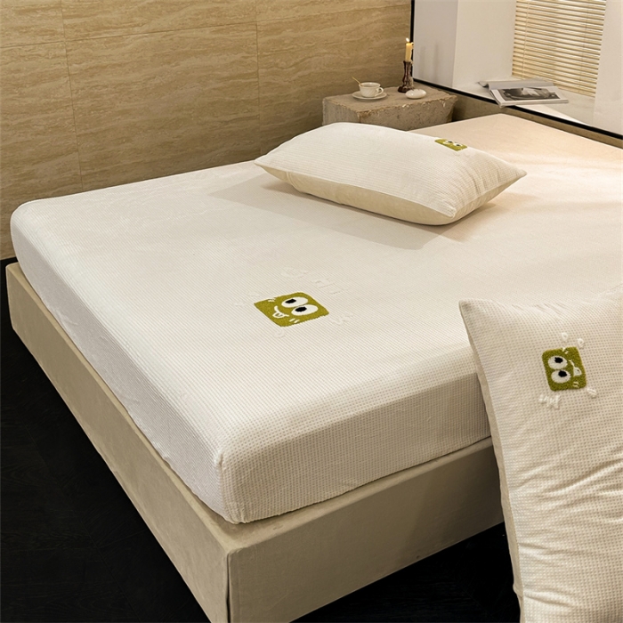 91家纺网 家纺一手货源 找家纺 洋铭区（原狠狠爱）2023新款华夫格单品绒床笠 华夫格 暖阳白