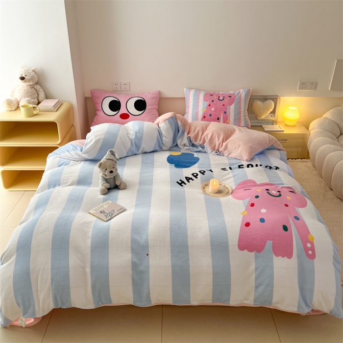 91家纺网 家纺一手货源 找家纺 顾里家纺 2023新款大版宝宝绒套件-设计师款 波点小象