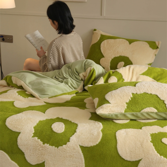 91家纺网 家纺一手货源 找家纺 棉眠 2023新款牛奶绒向阳系列四件套 向阳-苹果绿