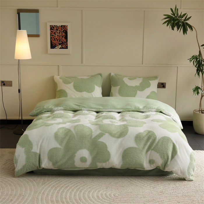 91家纺网 家纺一手货源 找家纺 棉眠 2023新款牛奶绒向阳系列四件套 向阳-杏仁饼绿