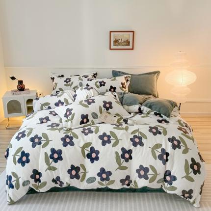 91家纺网 家纺一手货源 找家纺 橘滋 2023新款240克牛奶绒臻棉绒嵌条工艺四件套 四月物语