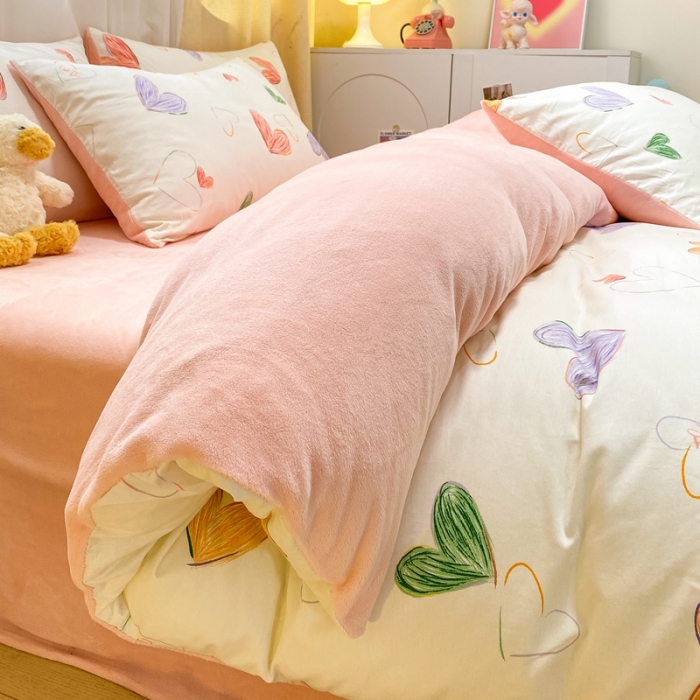 91家纺网 家纺一手货源 找家纺 曼之夏 2023新款棉加绒四件套 心元素-棉加绒