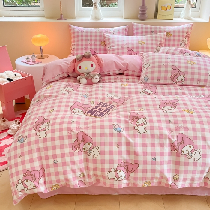 91家纺网 家纺一手货源 找家纺 曼之夏 2023新款全棉三丽鸥卡通四件套 粉格美乐蒂