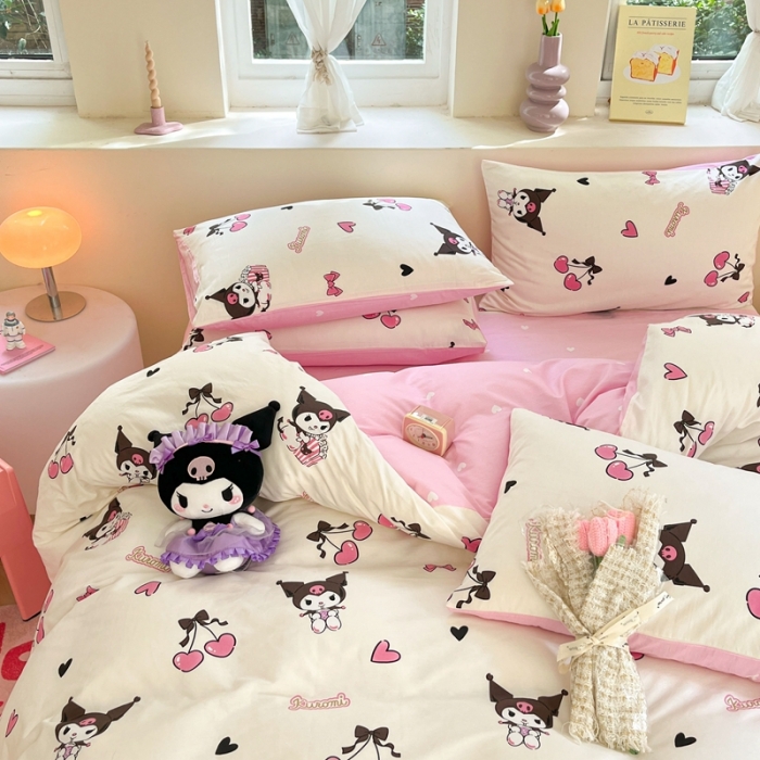 91家纺网 家纺一手货源 找家纺 曼之夏 2023新款全棉三丽鸥卡通四件套 樱桃库洛米