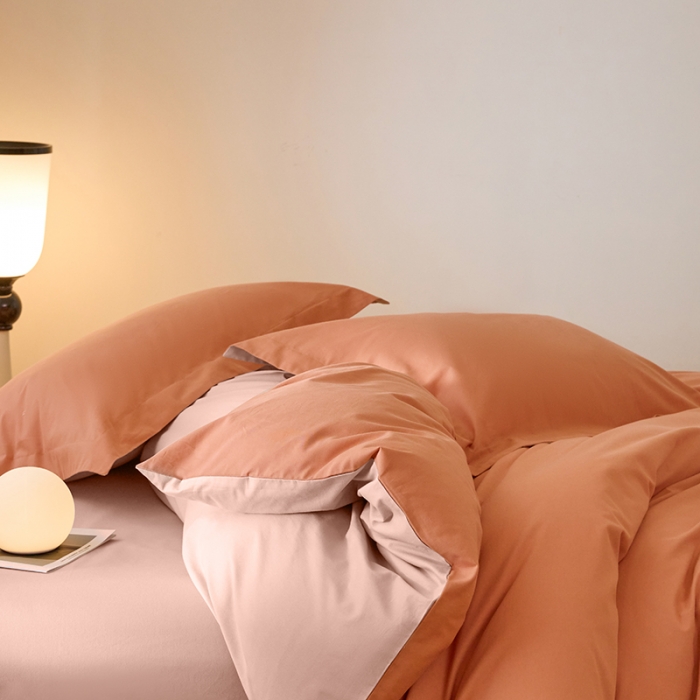 91家纺网 家纺一手货源 找家纺 秀色2025高端50支加厚陶瓷磨毛全棉四件套奶油风瑞妮桔红+桃红