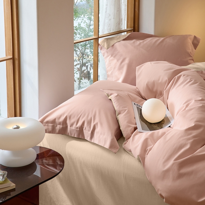 91家纺网 家纺一手货源 找家纺 秀色2025高端50支加厚陶瓷磨毛全棉四件套奶油风瑞妮桃红+奶油