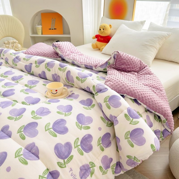 91家纺网 家纺一手货源 找家纺 中国龙家纺 2023新款A类水洗棉豆豆绒加厚冬被 南岛小镇