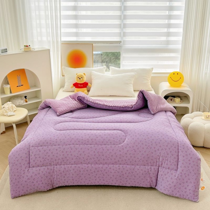 91家纺网 家纺一手货源 找家纺 中国龙家纺 2023新款A类水洗棉豆豆绒加厚冬被 遇见 紫