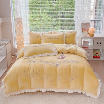 91家纺网 家纺一手货源 找家纺 菲儿家纺 2023新款牛奶绒平绣四件套-黛茜 黛茜-黄