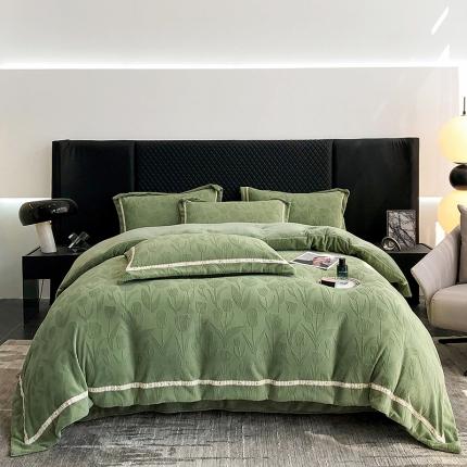 91家纺网 家纺一手货源 找家纺 总若未家居260克全消光牛奶绒保暖套件黑金宽织带款黑金系列-法式郁金香