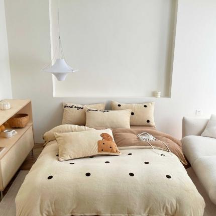 91家纺网 家纺一手货源 找家纺 眠屿家纺 2023新款加厚高克重牛奶绒单边四件套 泰迪狗