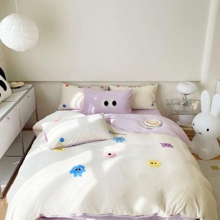 91家纺网 家纺一手货源 找家纺 眠屿家纺 2023新款加厚高克重牛奶绒单边四件套 小怪兽聚会