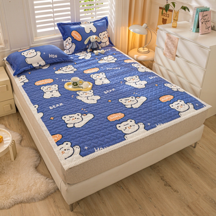 91家纺网 家纺一手货源 找家纺 米柳家纺 2023新款牛奶绒床垫床护垫薄款秋冬保暖床垫床褥子 太空熊