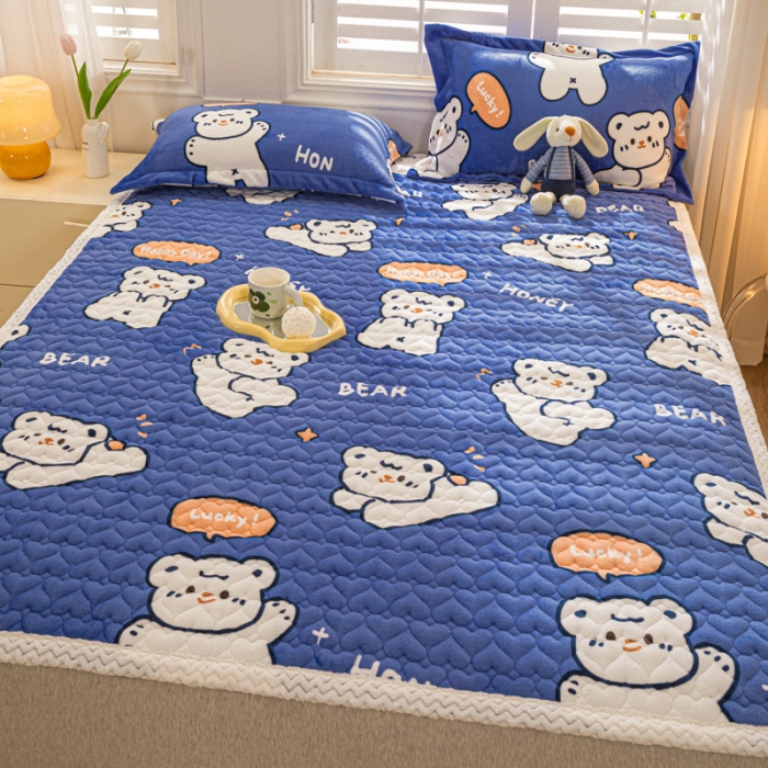 91家纺网 家纺一手货源 找家纺 米柳家纺 2023新款牛奶绒床垫床护垫薄款秋冬保暖床垫床褥子 太空熊