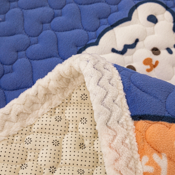 91家纺网 家纺一手货源 找家纺 米柳家纺 2023新款牛奶绒床垫床护垫薄款秋冬保暖床垫床褥子 太空熊