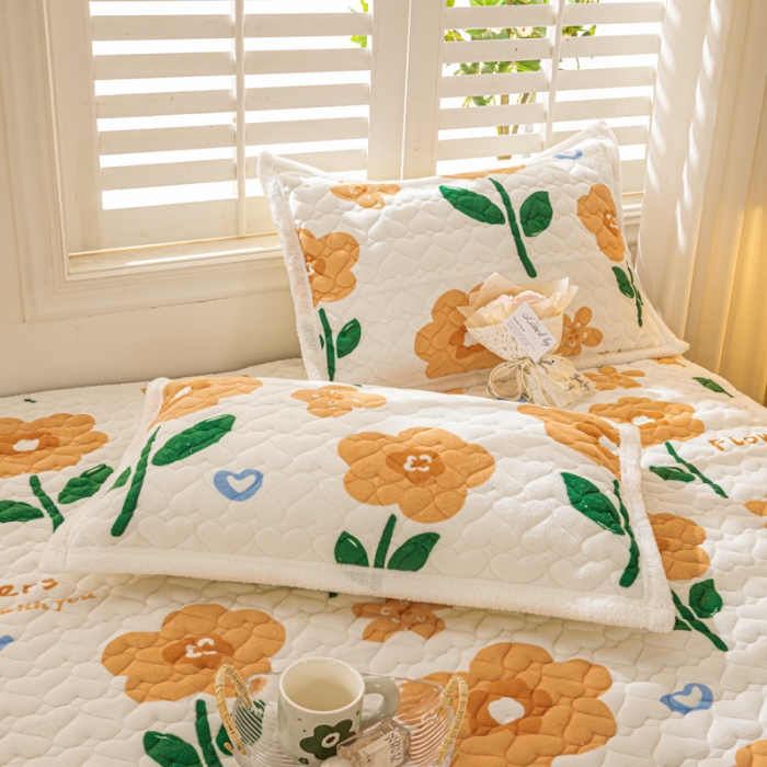 91家纺网 家纺一手货源 找家纺 米柳家纺 2023新款牛奶绒床垫床护垫薄款秋冬保暖床垫床褥子 向阳花