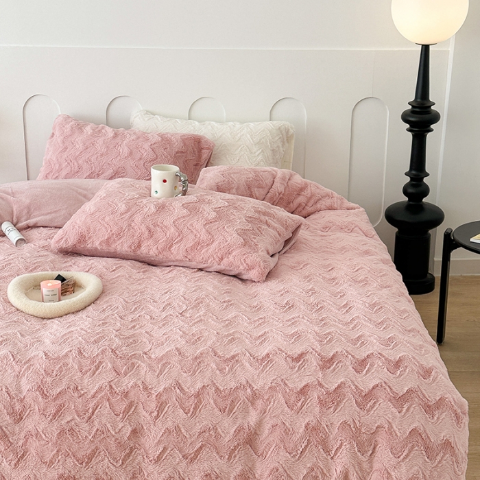 91家纺网 家纺一手货源 找家纺 总 昔可家纺 2023新款ins风纯色兔兔绒兔毛四件套