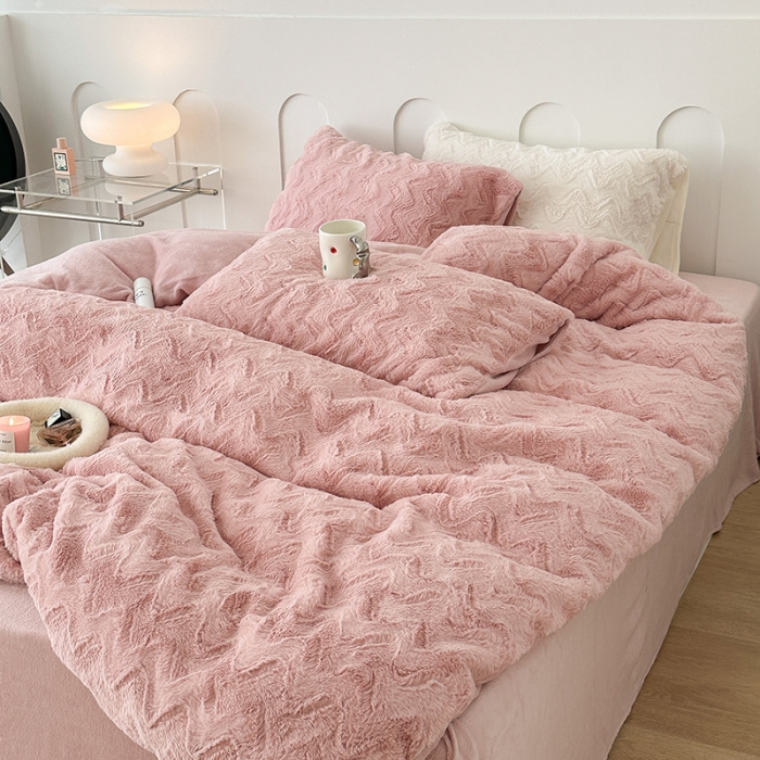 91家纺网 家纺一手货源 找家纺 总 昔可家纺 2023新款ins风纯色兔兔绒兔毛四件套