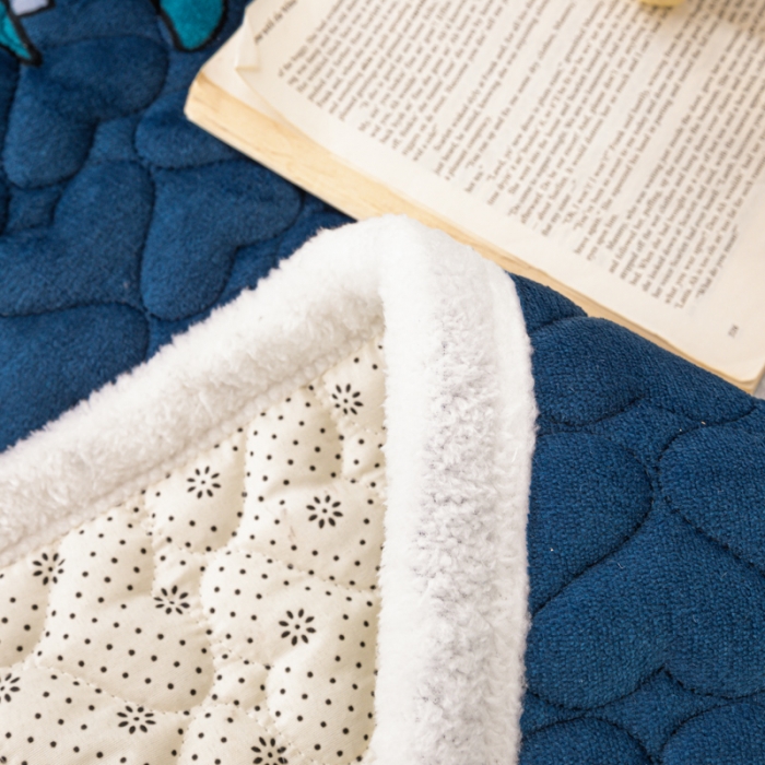 91家纺网 家纺一手货源 找家纺 米柳家纺 2023新款牛奶绒床垫床护垫薄款秋冬保暖床垫床褥子 宇航员