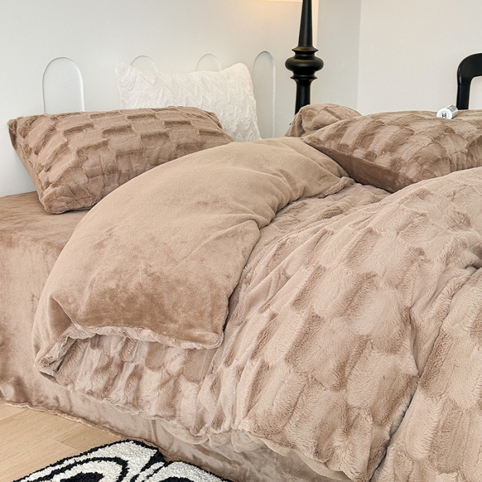 91家纺网 家纺一手货源 找家纺 昔可家纺 2023新款ins风纯色兔兔绒兔毛四件套 格调咖