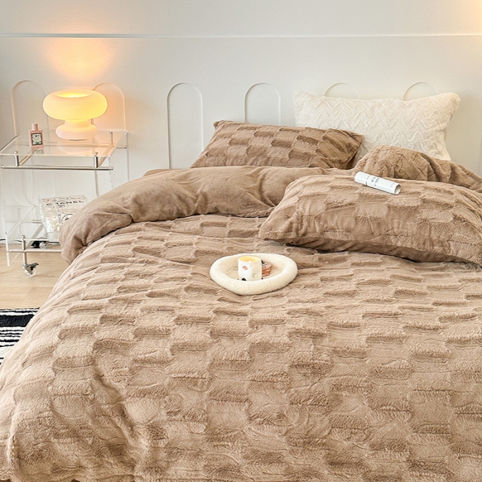 91家纺网 家纺一手货源 找家纺 昔可家纺 2023新款ins风纯色兔兔绒兔毛四件套 格调咖