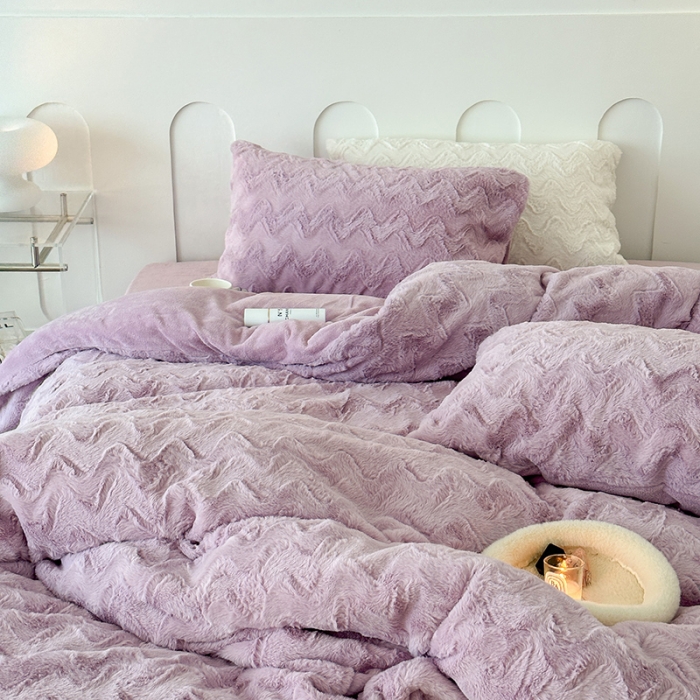 91家纺网 家纺一手货源 找家纺 昔可家纺 2023新款ins风纯色兔兔绒兔毛四件套 紫波纹