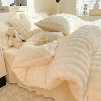 91家纺网 家纺一手货源 找家纺 秋艳 2023新款兔毛绒方格泡泡四件套 方格泡泡-奶白