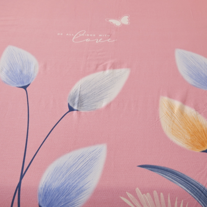 91家纺网 家纺一手货源 找家纺 伊而梦 2023新款全棉磨毛印花四件套系列单品床笠 香兰草-粉