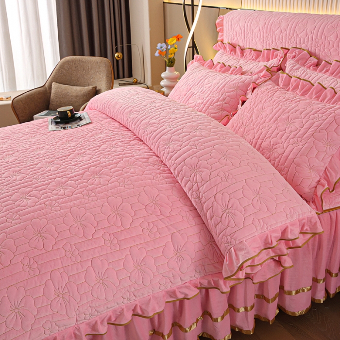 91家纺网 家纺一手货源 找家纺 新款水晶绒加厚保暖床裙款四件套-盛世花颜-粉玉