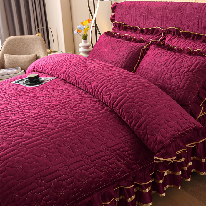 91家纺网 家纺一手货源 找家纺 新款水晶绒加厚保暖床裙款四件套-盛世花颜-酒红