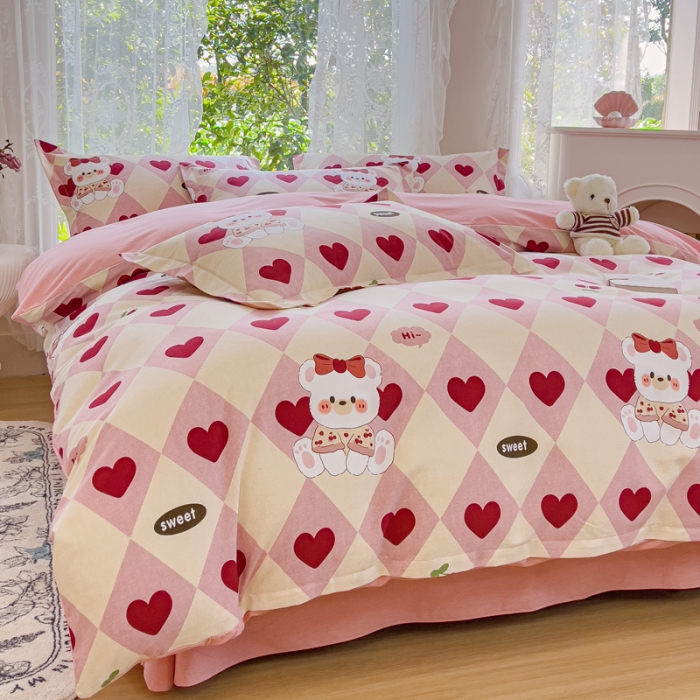 91家纺网 家纺一手货源 找家纺 伊而梦 2023新款小清新全棉磨毛印花四件套系列单品被套 爱心小熊