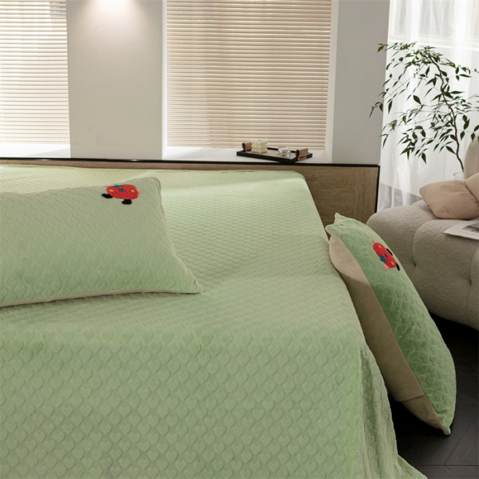91家纺网 家纺一手货源 找家纺 洋铭区（原狠狠爱） 2023新款华夫格单品绒床单甜心绿