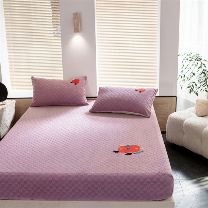 91家纺网 家纺一手货源 找家纺 洋铭区（原狠狠爱）2023新款华夫格单品绒床笠甜心紫