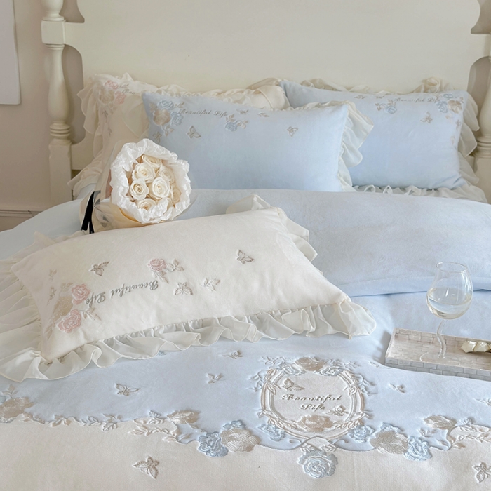 91家纺网 家纺一手货源 找家纺 总MIU缪家居 2023新款亲肤舒适高克重加厚牛奶绒四件套-浪漫主义