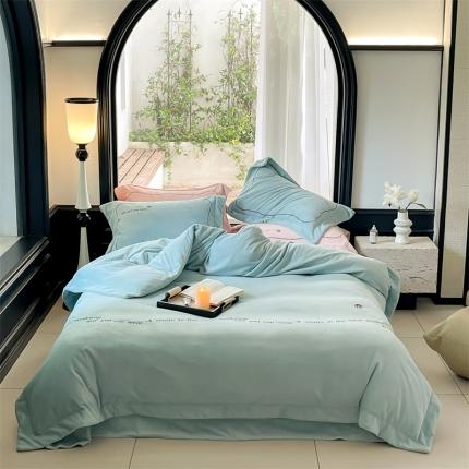 91家纺网 家纺一手货源 找家纺 （总）名品优仓 2023新款牛奶绒绣花款四件套-邂逅